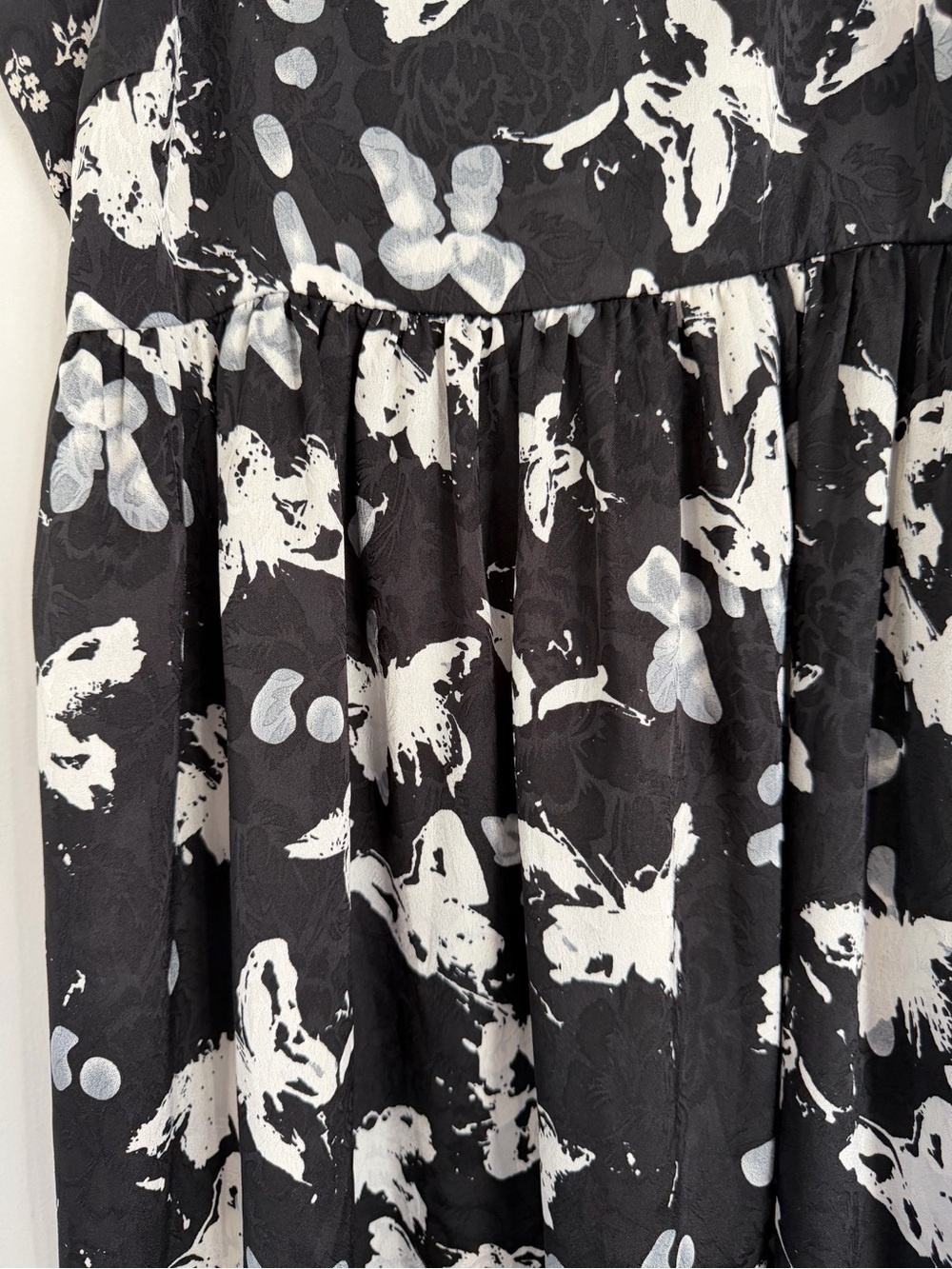 TCEC Black and White Floral Maxi Dress - Picture 2 of 6